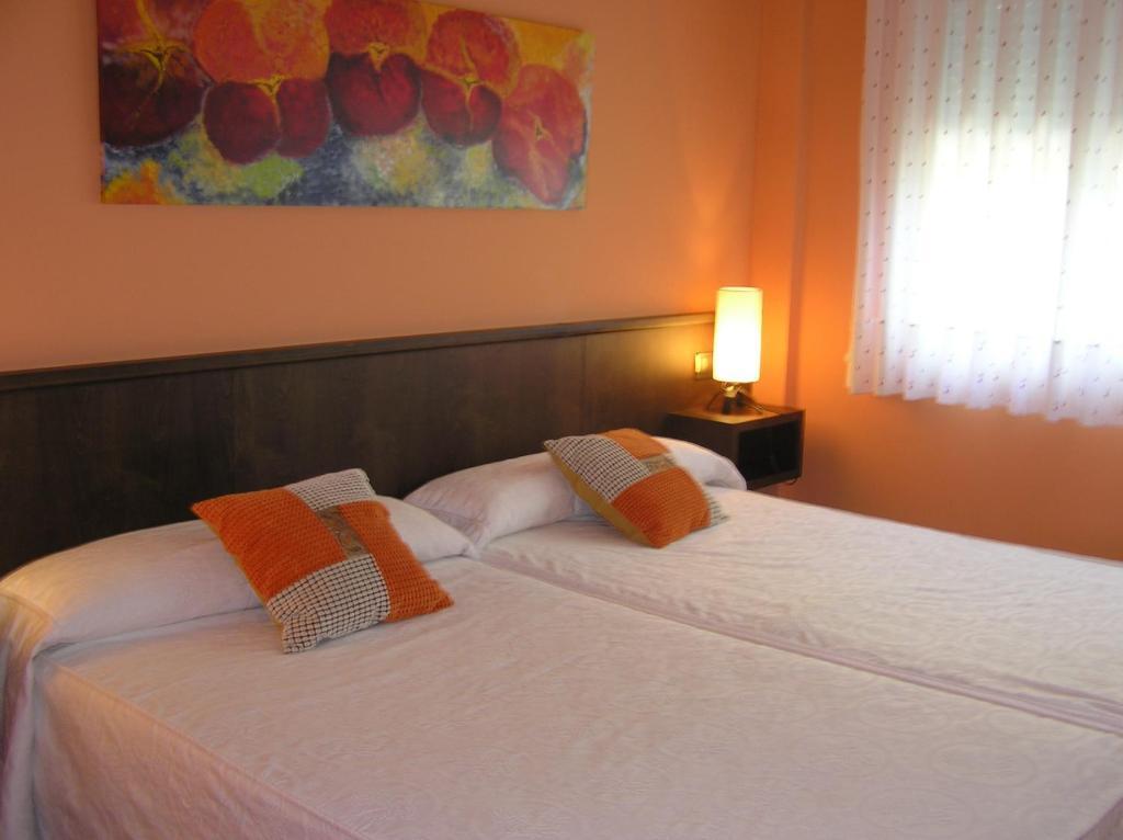 Hotel Entrevines Колунга Екстер'єр фото